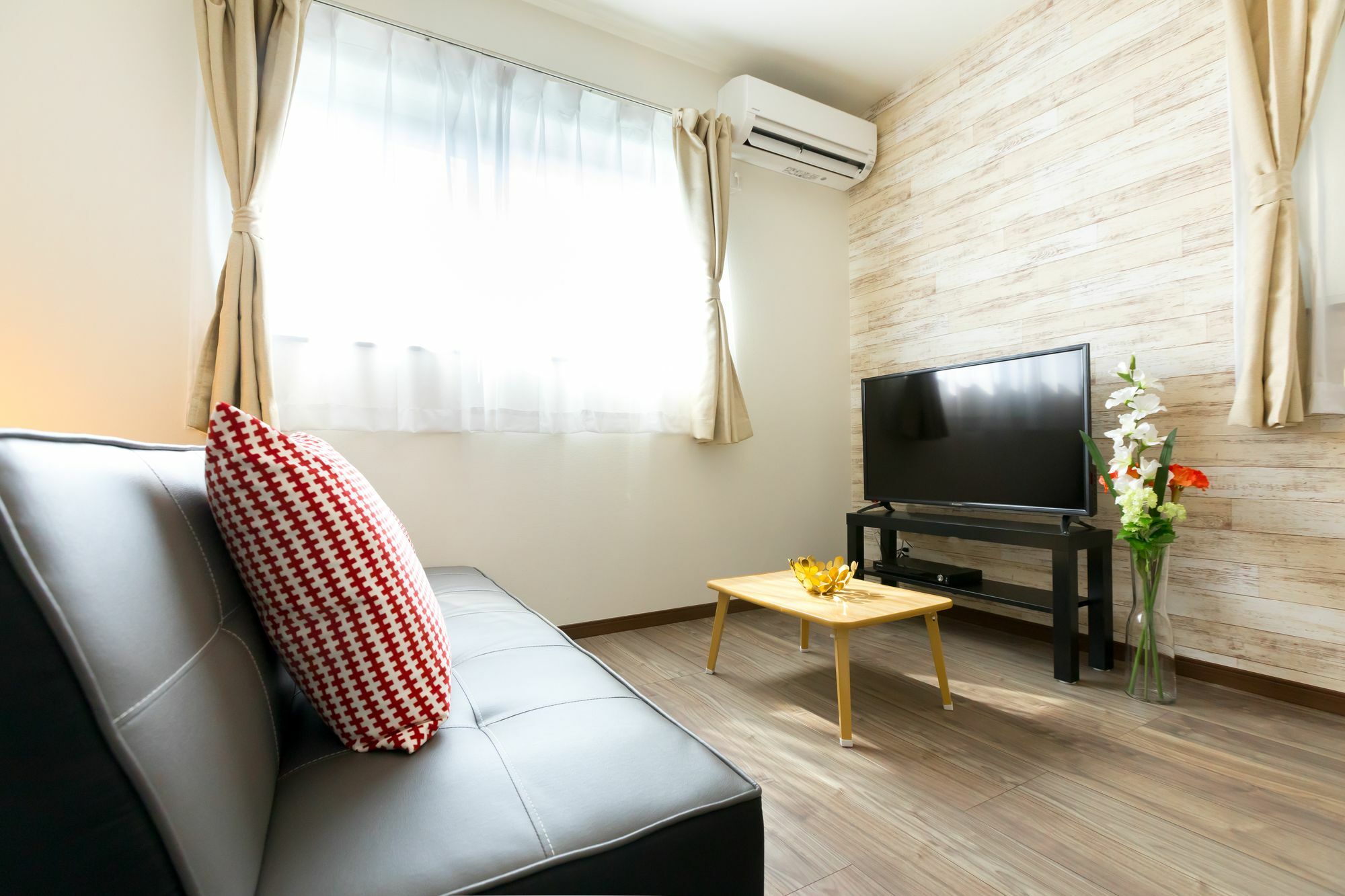 Corlux Villa Osaka Exteriör bild